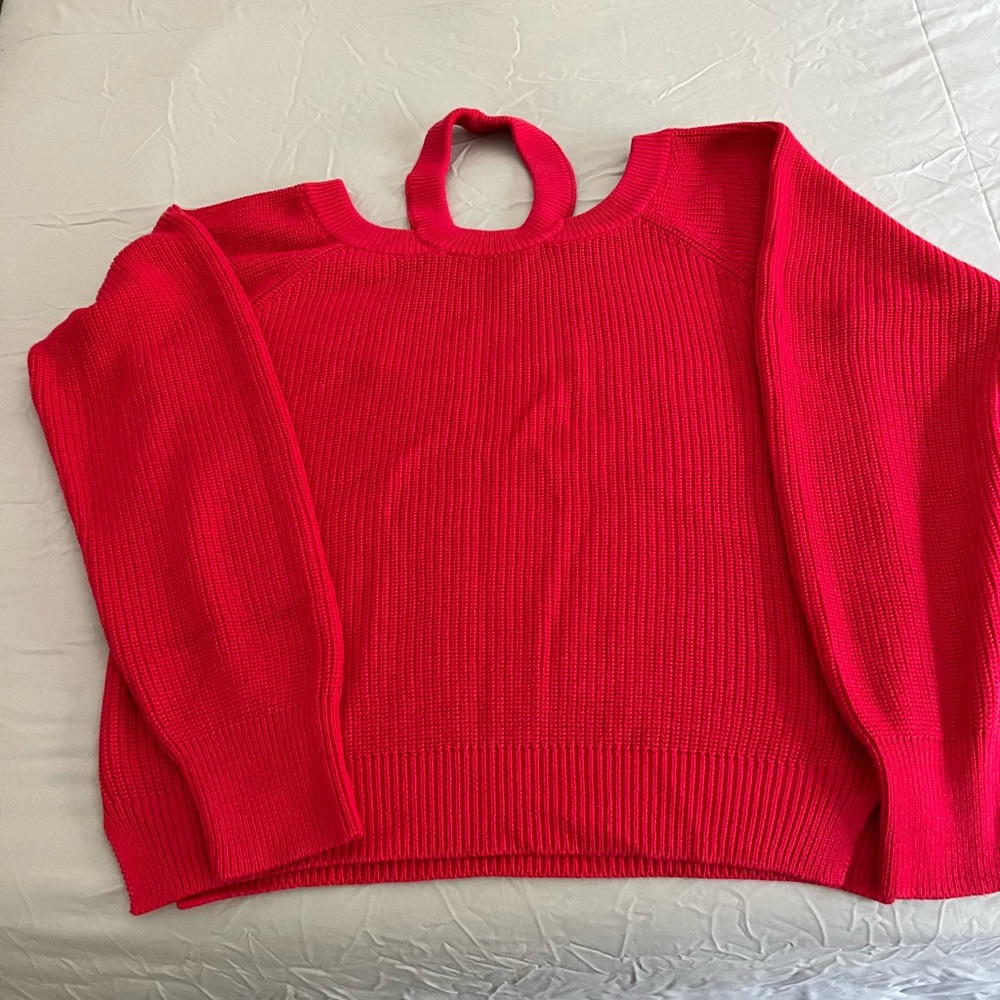 525 America women’s sweater